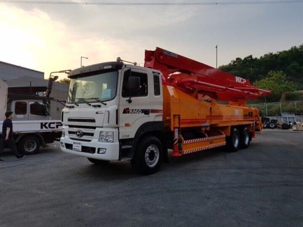 Xe Bơm Bê Tông Cần KCP 40m